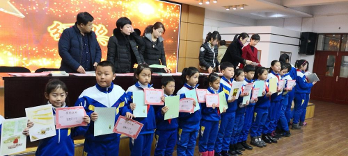 佳木斯市雪松小学