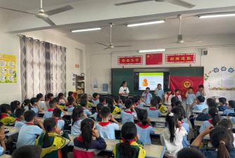 阳新县龙港镇富水九年一贯制学校