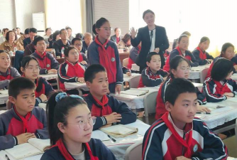 大连市旅顺口区双岛湾镇中心小学