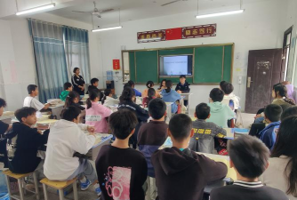 洪湖市万全镇中岭中学