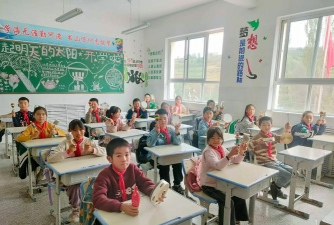 泽州县晋庙铺镇黑石岭中心小学校