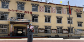 类乌齐县桑多镇中心小学