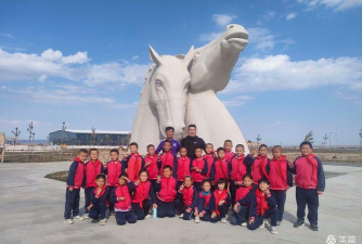 别斯铁热克乡牧业寄宿学校