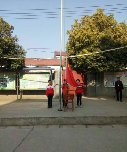 卢峰镇长乐小学