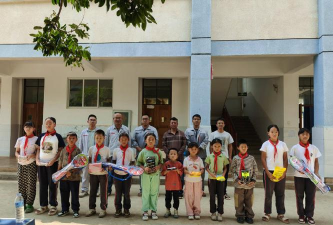 南投县信义乡新乡国民小学