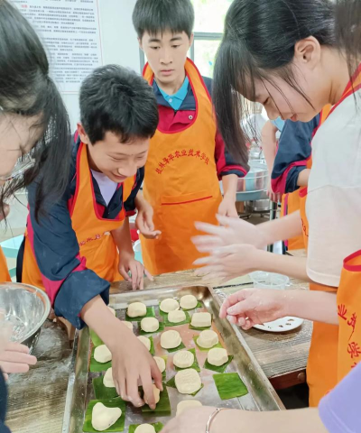 定州市西城初级中学