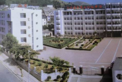 瓦房店市第二初级中学