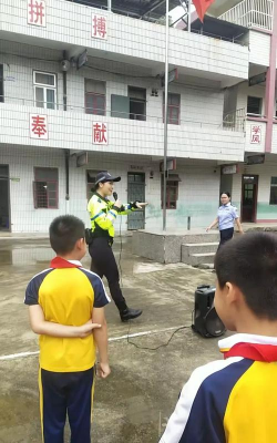 廉江市塘蓬镇王屋小学