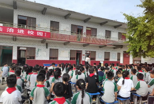 团风县淋山河镇胡桥中心小学