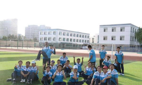 巴林右旗幸福之路蒙古族九年制学校