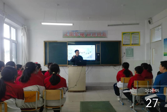 宾县平坊镇第二中学