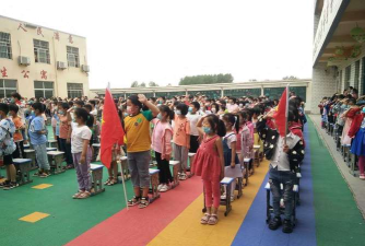 李楼乡八里岗小学