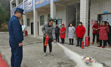 宜宾县复龙镇初级中学校