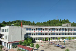 简阳市董家埂乡九年义务教育学校