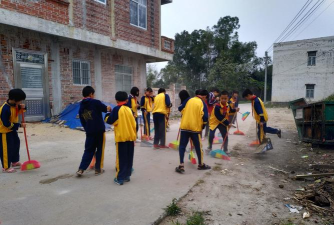 廉江市车板镇名教小学