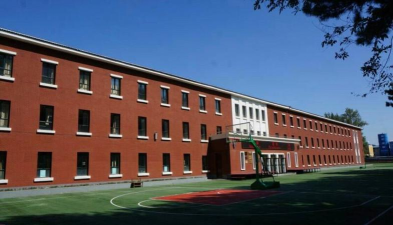 长春市光机所子弟中学