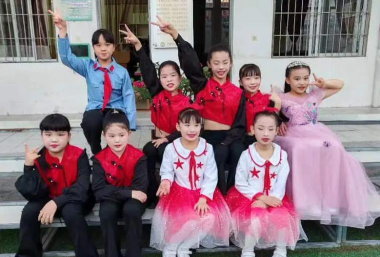 小溪乡中心小学