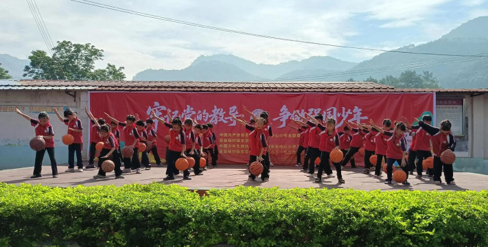 东华镇创才小学