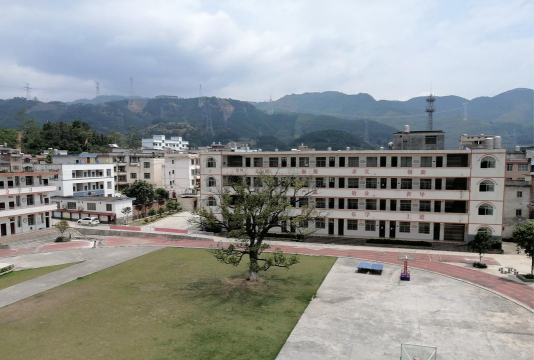 金华市塔石乡初级中学