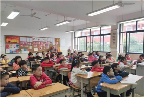 东凤镇新光小学