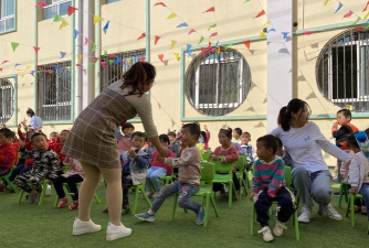 阳新县龙港镇中心幼儿园