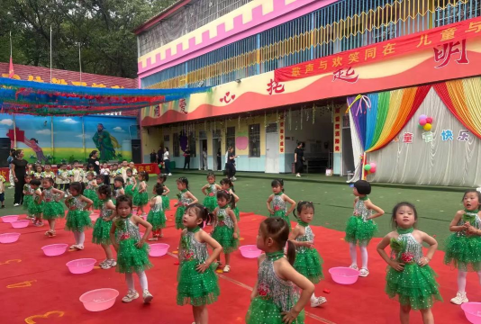 曾都区万店镇小太阳幼儿园