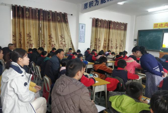 田阳县五村乡雷圩中心小学