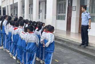 九龙县小金乡中心校