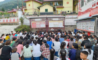 雷波县烂坝子乡中心校