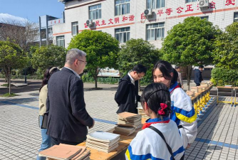 平昌县云台小学新苗后勤服务部