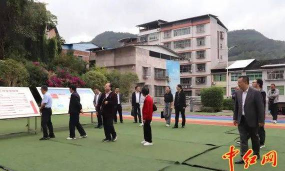 平昌县长垭小学宏达后勤服务部