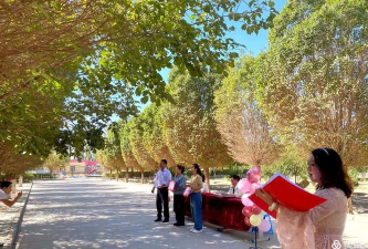 哈密市三乡开发区学校