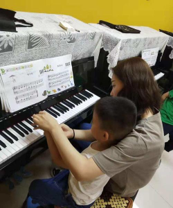 平邑县卡佤依艺术培训学校有限公司