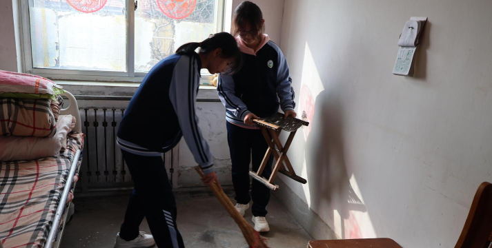 乳山市徐家镇初级中学