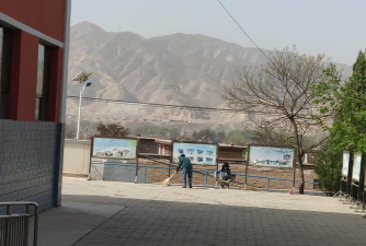 福泉市平堡中心小学