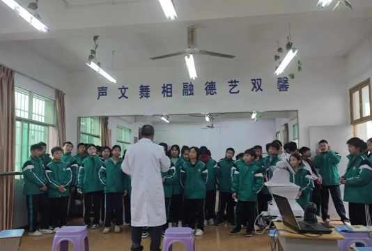 荔波县茂兰镇中学