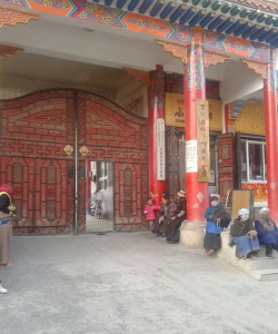 拉卜楞藏民小学