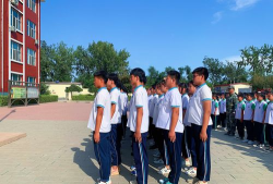 北京市昌平区史各庄中学