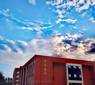 叶城县职业高中