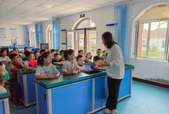 塔图尔中心小学