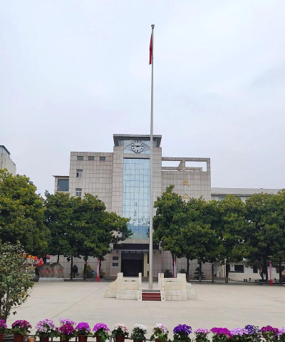 洞口县洞口镇城关一校