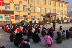 蓟县西龙虎峪镇藏山庄中心小学