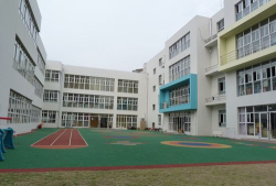 上海市普陀区曹杨新村第三幼儿园