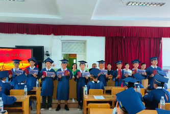 塔城市喀拉哈巴克乡中学