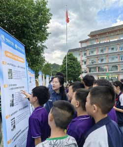 上梧江乡林江中心小学