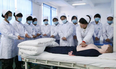 庆阳定西陇中护理学校