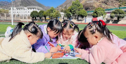 重庆市沙坪坝区曾家镇小学校幼儿园