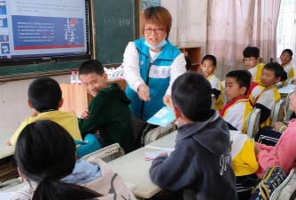 遂溪县洋青镇其连小学