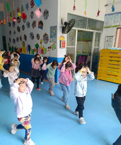 三台县幸福乡小神童幼儿园