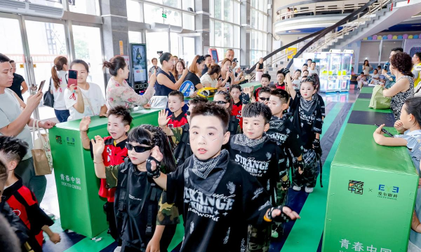 剑河县粉盒街舞俱乐部